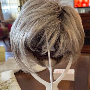 Stylish Raquel Welch Signature Collection Women's Hair Wig